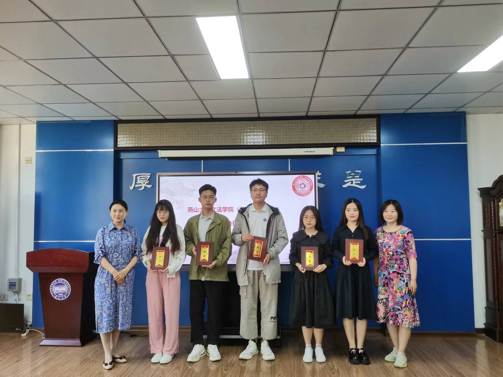 85094f0518ea6fa8e804c20b91db9b5