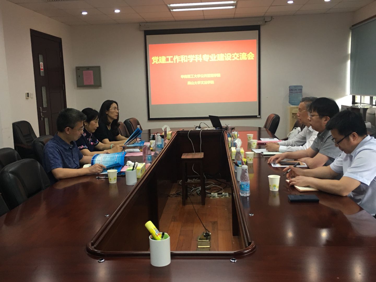 49f6e17f76ddab565261d6094490df7