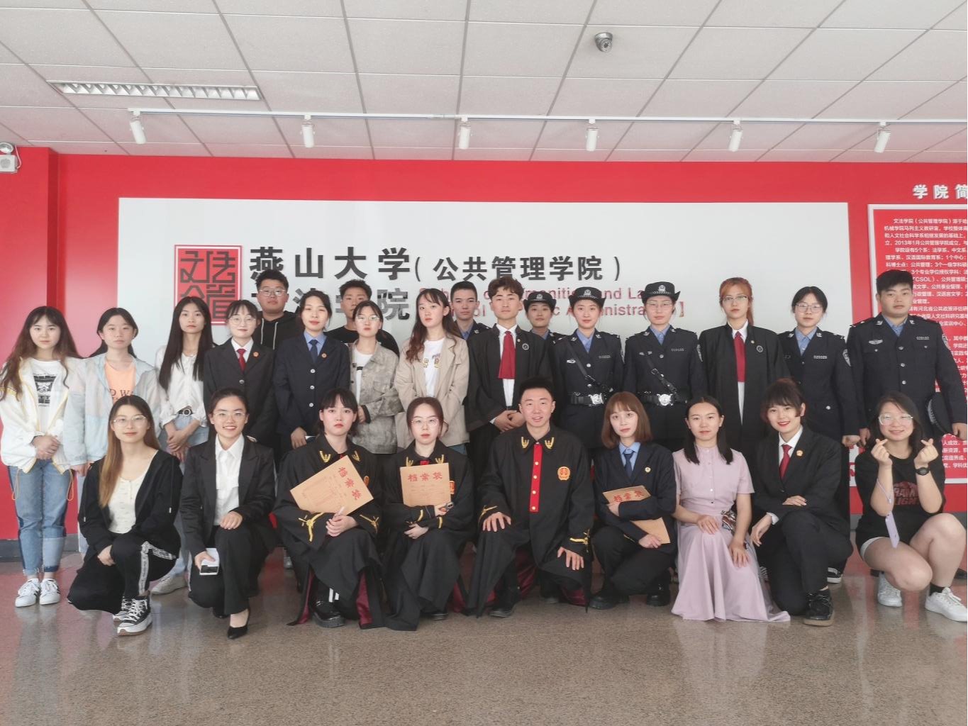 B60F5966B96528D8034E11C2850DBB29