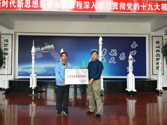 7abda4a6747066e2c22d0a357ac4bcc