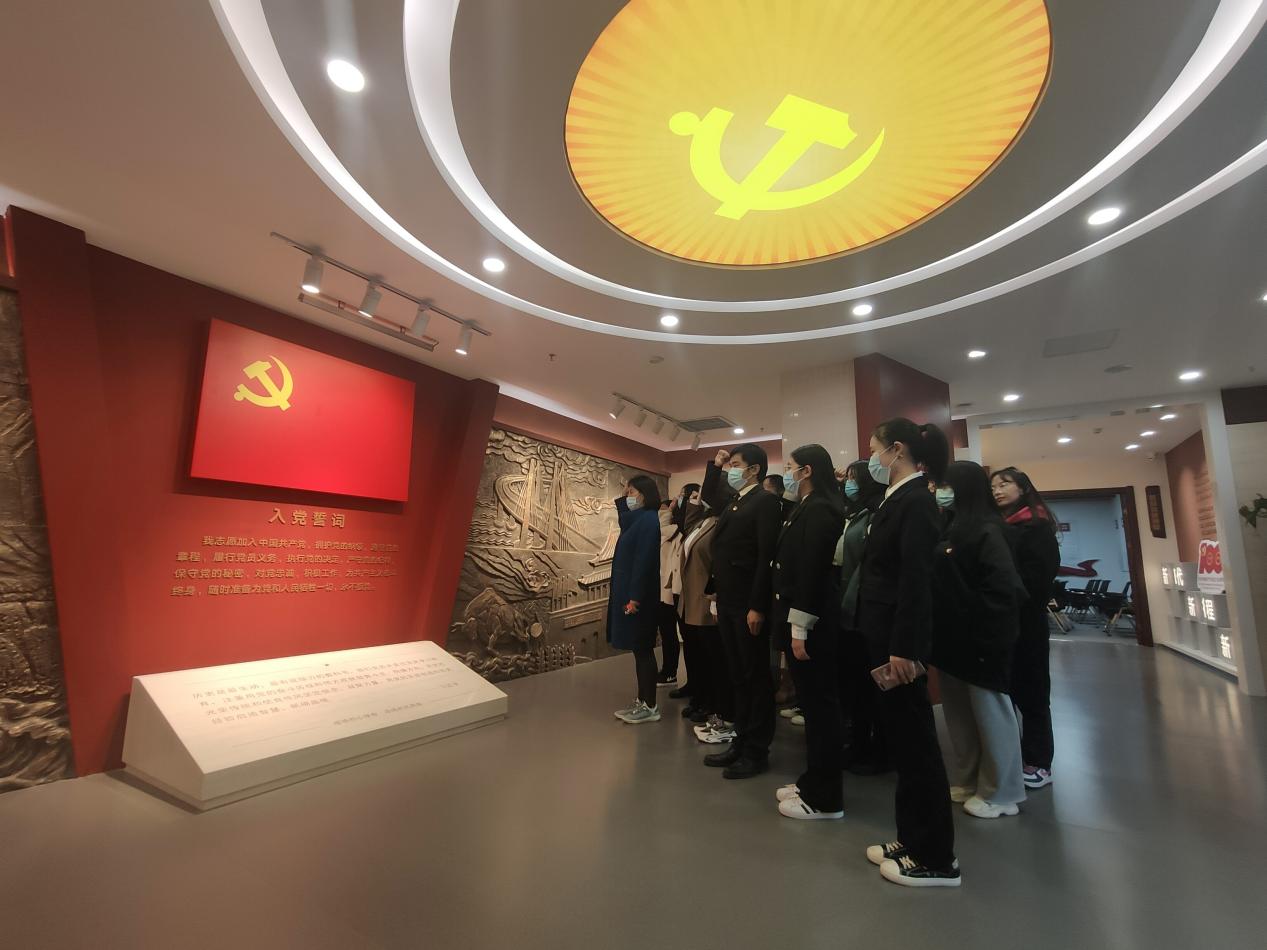 e357f6241f46f42173d42f9493b3c9f