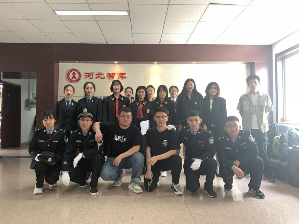 957CBBCB99306797A1A3D1D16246DE5E