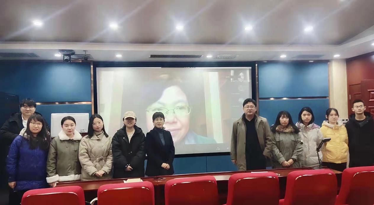 5b3efd950257f3af685f53469c33d87