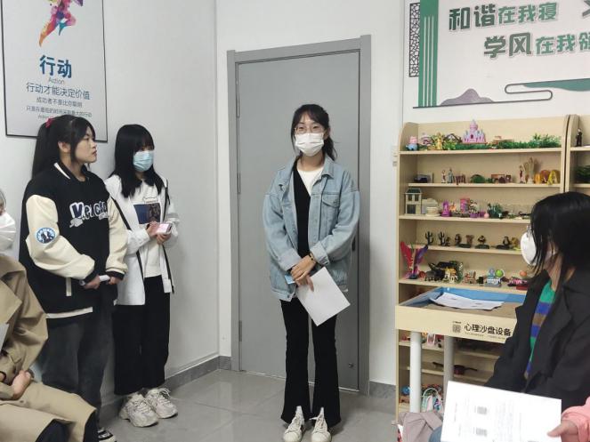 7FC81B24EEB9947B7A4A6B54E618D442