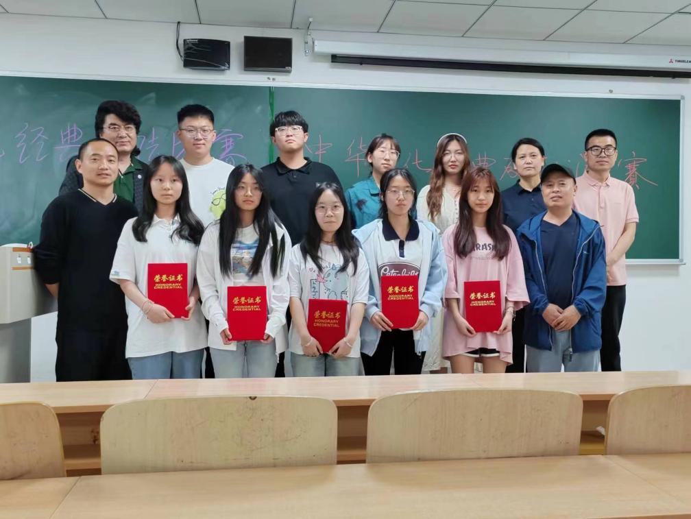 5b2807e08fbbdbc691378e25a1f9420